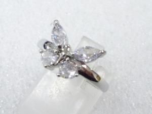 クリスタル　指輪(10号)